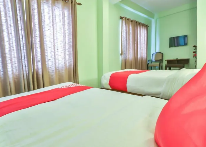 Hotel Oyo 635 Layata 3*