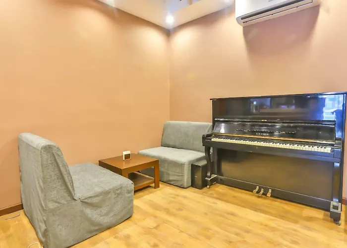 Hotel Oyo 635 Layata