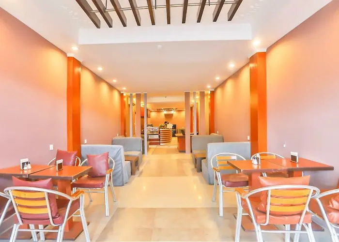 Oyo 635 Layata Hotel 3*
